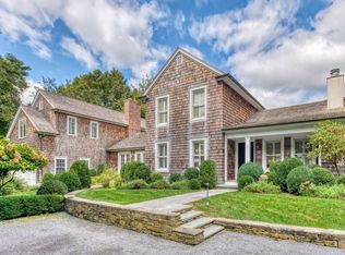 7 Briarsweet Ln, East Hampton, NY 11937
