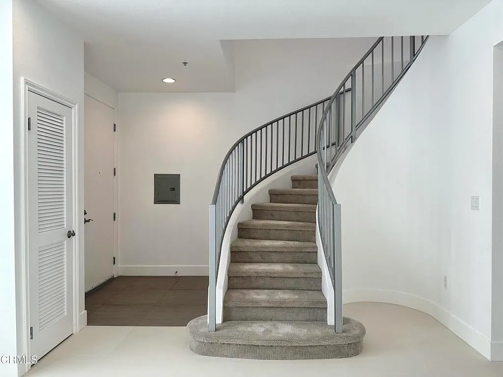 Building Photo - 88 Bay State St #3N