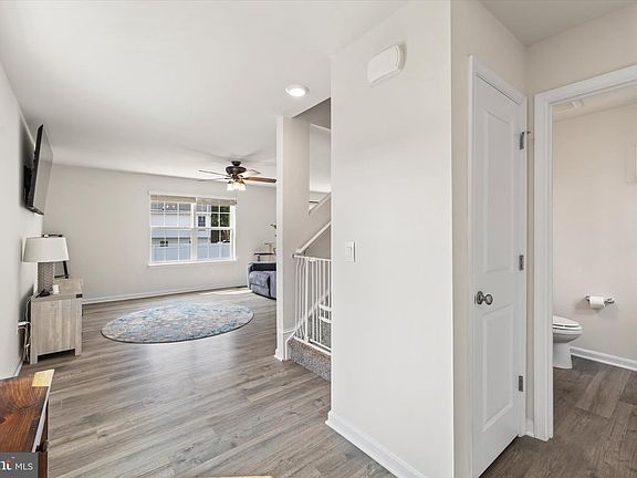 5th image of 35699 Pine Needle Ln