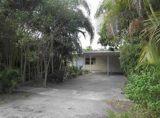 17600 NE 7th Ct, Miami, FL 33162