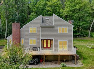 2 Pent Rd, Bloomfield, CT 06002