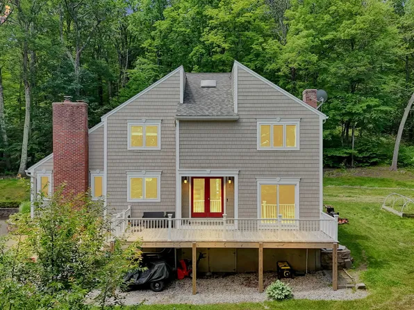 2 Pent Road, Bloomfield, CT 06002