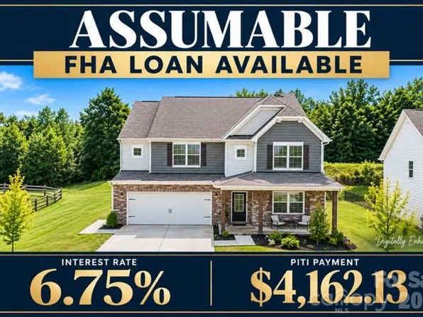 378 Kennerly Center Dr, Mooresville, NC 28115