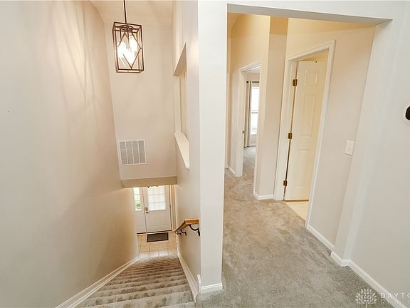 3rd image of 5842 Bayswater Dr