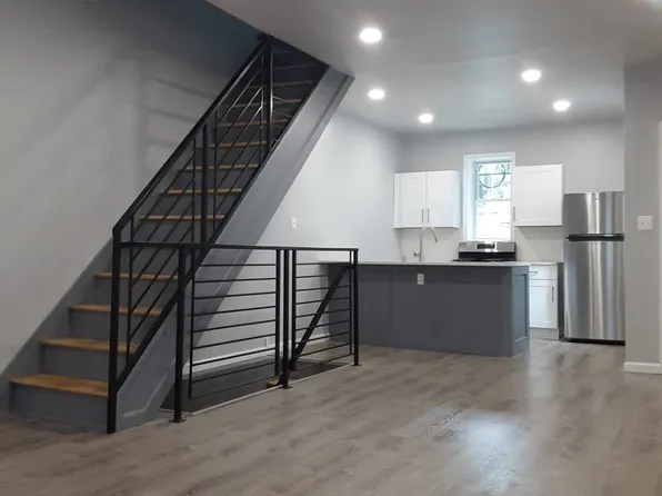 574 E Herman St, Philadelphia, PA 19144