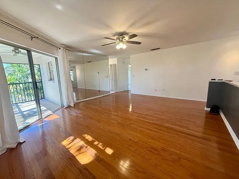 476 Santa Cruz Pl NE #F — Photo 8