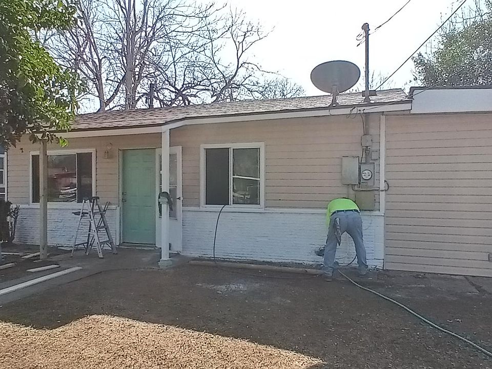 2nd image of 4314 Skelton Dr
