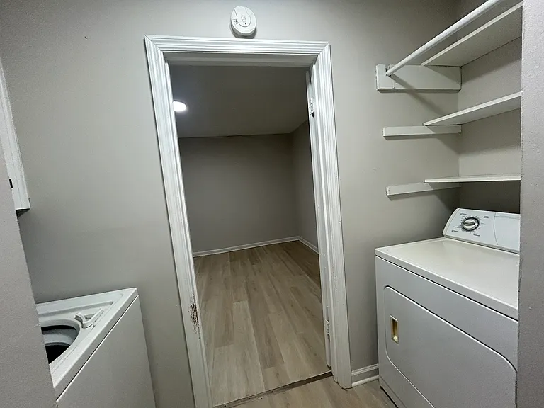 209 Greenview Dr #A — Photo 5