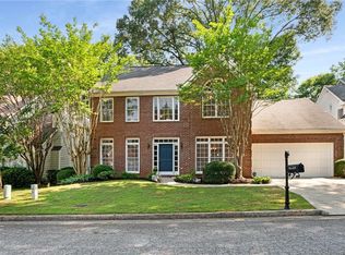 2402 Waterford Cv, Decatur, GA 30033