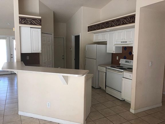 2nd image of 1628 SW 43rd Ter