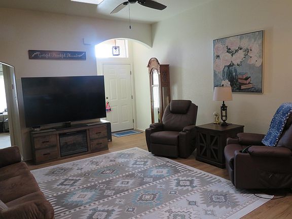 3rd image of 11448 S Mesa Dr