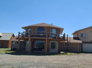 1123 Missouri Flat Rd, Thermopolis, WY 82443