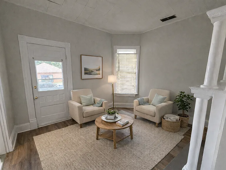 376 Park Ave — Photo 63