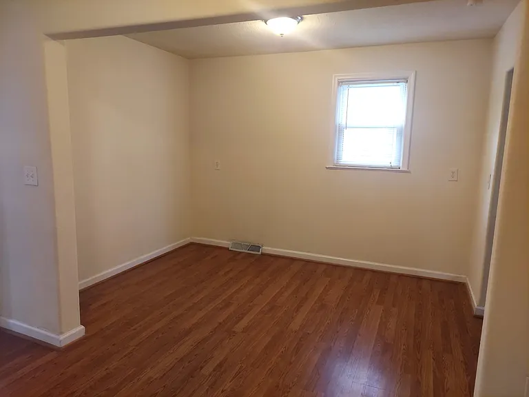 1320 Elm View Ave — Photo 5