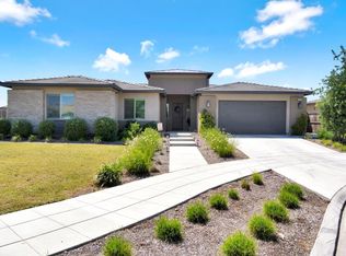 1020 Treasure Hills Dr, Madera, CA 93636