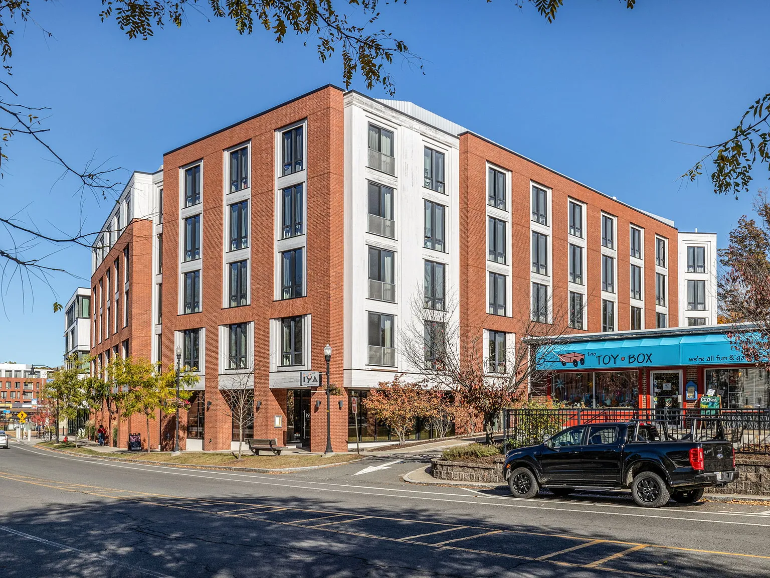One East Pleasant — Photo 2