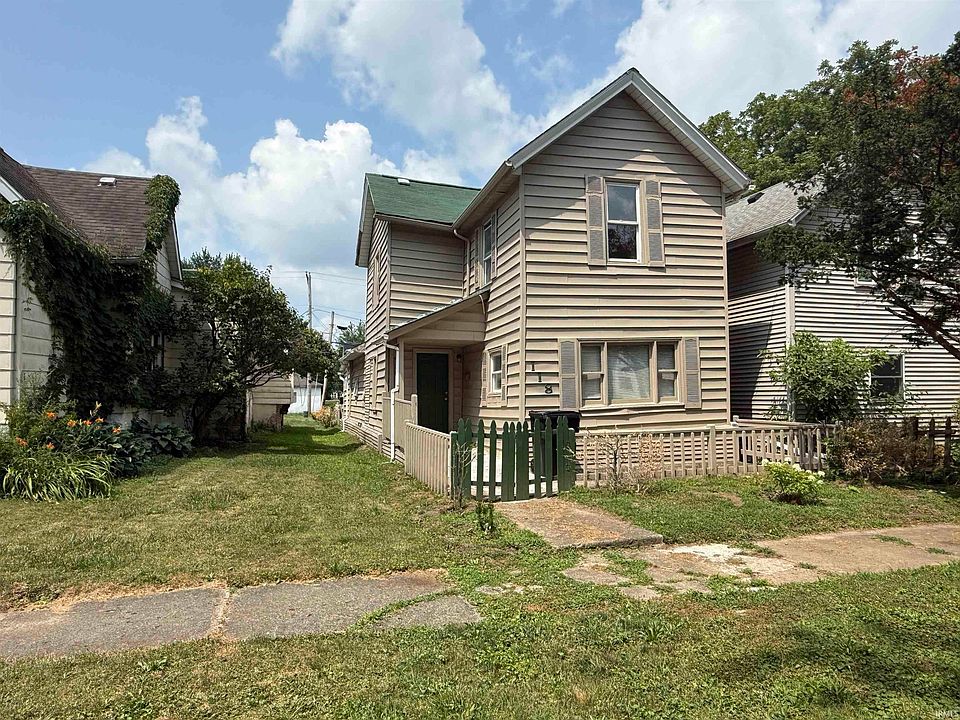 1st image of 118 S Walsh St