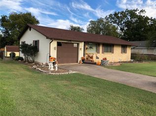 1219 S 5th St, Rogers, AR 72756