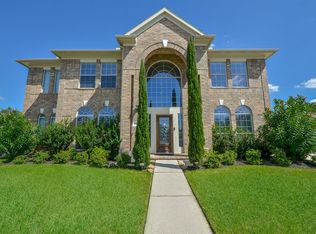19526 Creek Bend Dr, Spring, TX 77388