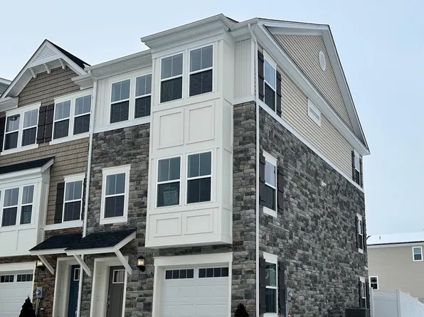 10971 Barnard Pl, White Plains, MD 20695