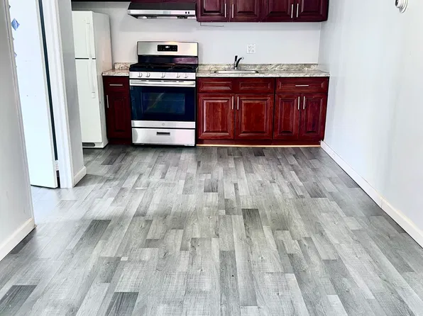 153-04 Peck Ave Floor 2, Flushing, NY 11355
