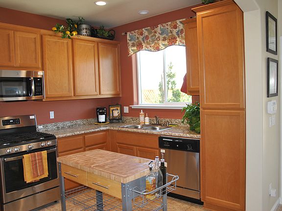 4th image of 774 Brandywine Ln