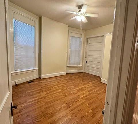4th image of 1650 W Grace St #2A