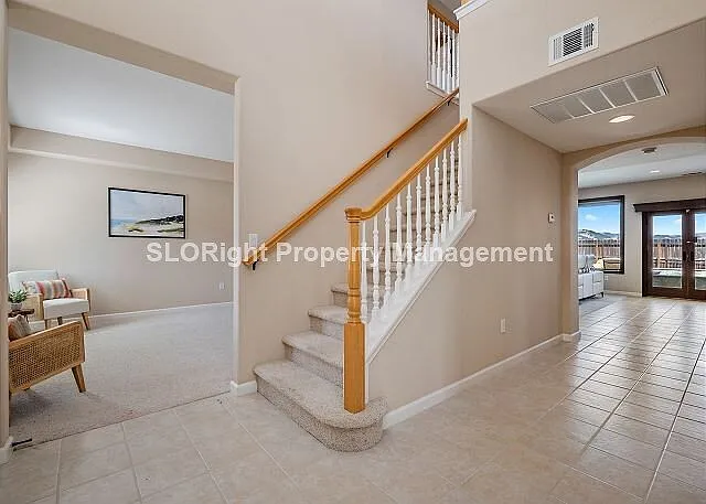 215 Via Magnolia — Photo 2