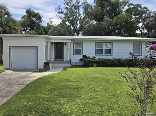 3255 Bayou Dr, Pensacola, FL 32505