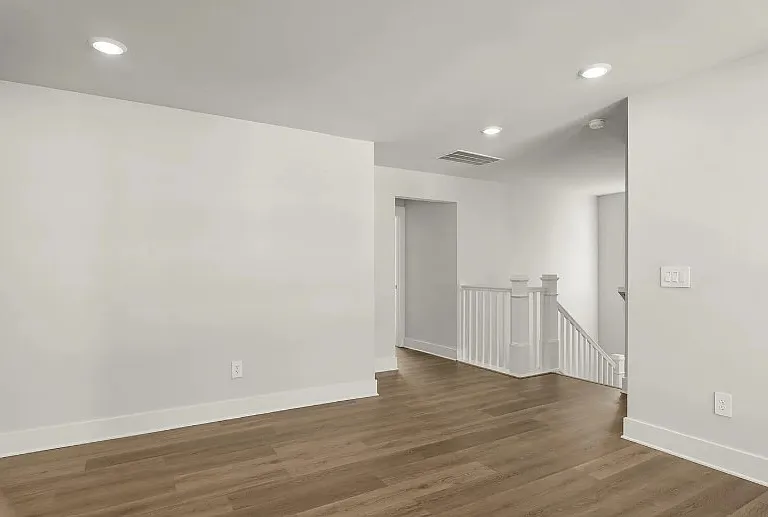 537 Cozy Bluff Rd — Photo 9