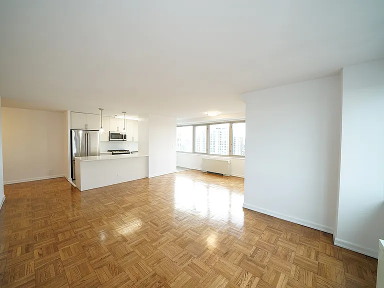 444 E 82nd St #29F — Photo 4
