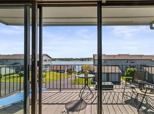 1715 River Rd APT 79, Saint Clair, MI 48079