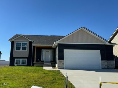 3013 27th Ave W, Williston, ND, 58801