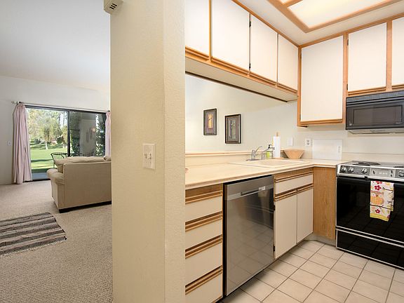 2nd image of 28763 E Portales Dr