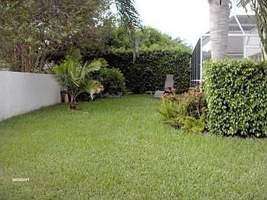 2nd image of 4407 Leicester Ct
