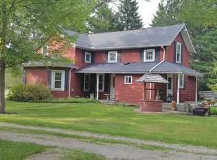 8731 Usher Rd, Olmsted Township, OH 44138