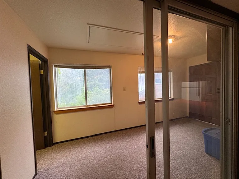 2437 Ridgewood Dr — Photo 28