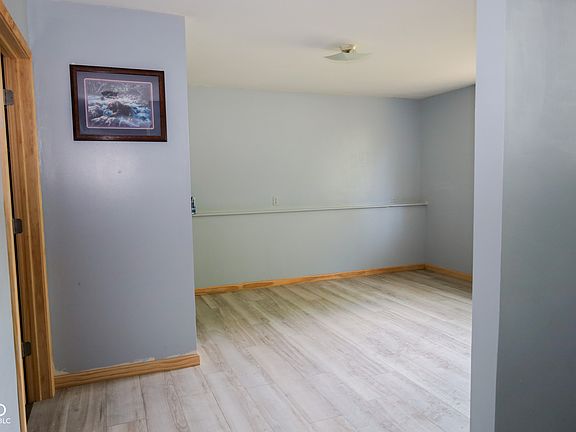 5th image of 3615 Ferncliff Ave