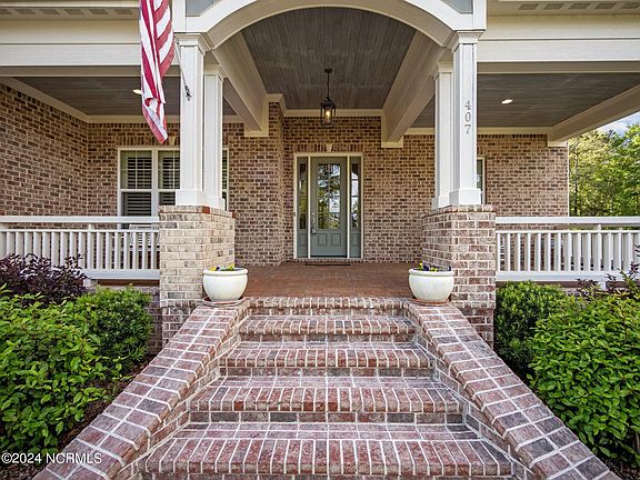 4th image of 407 Seascape Drive
