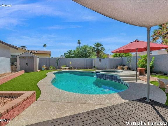 3rd image of 2103 W PALOMINO Drive