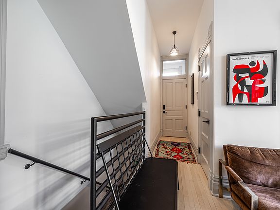 4th image of 3507 W Carroll Ave #1