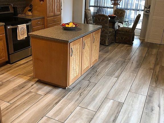 1x4 plank tile