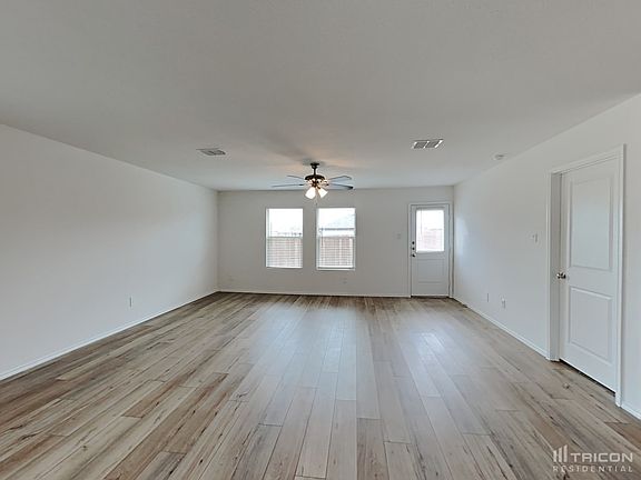 2nd image of 909 Odlozil Ln