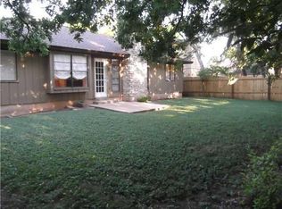 10502 School House Ln, Austin, TX 78750