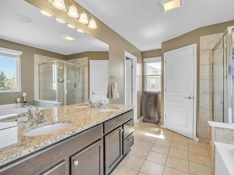 15745 Diamante Dr — Photo 36