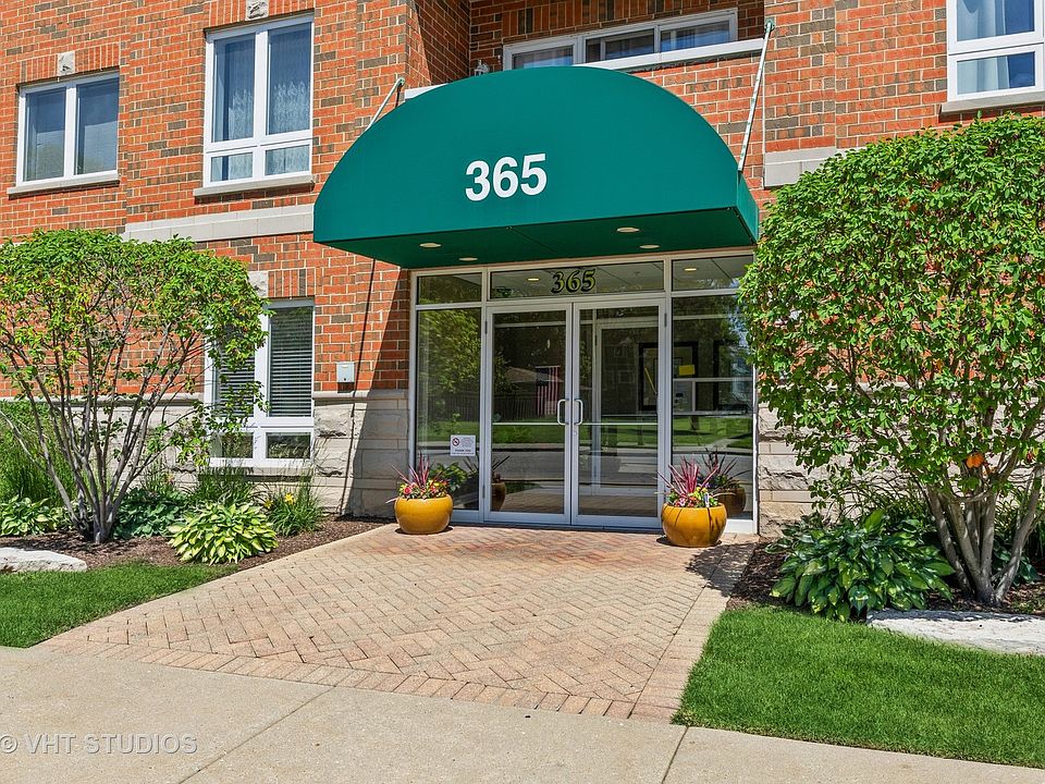 1st image of 365 Graceland Ave Unit 604A