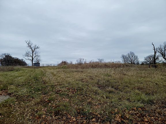 5th image of 17108 Farm Road 2130
