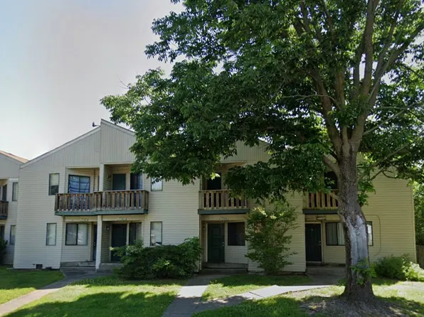 Del-Fairway, 3329-3343 S Fairway Delaware Spg #3326-3346-3332, Springfield, MO 65804