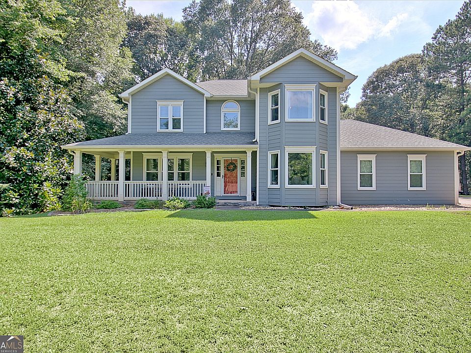 1st image of 75 Carriage Gate Dr