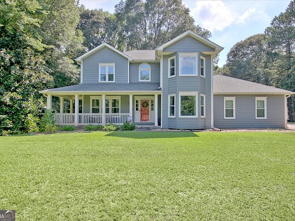 75 Carriage Gate Dr, Sharpsburg, GA 30277